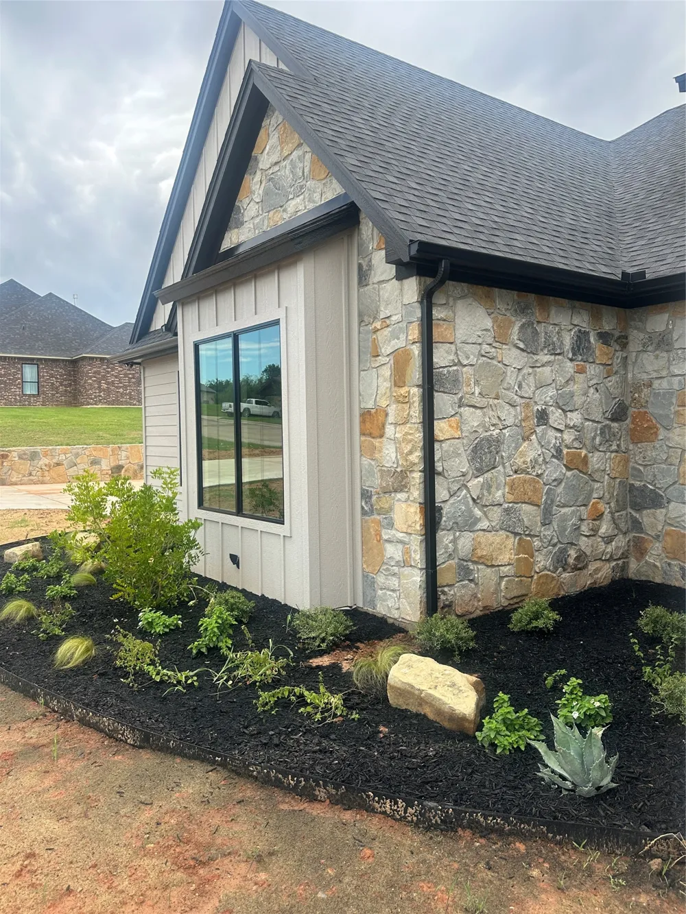 1604 N Mason Bowie, TX 76230