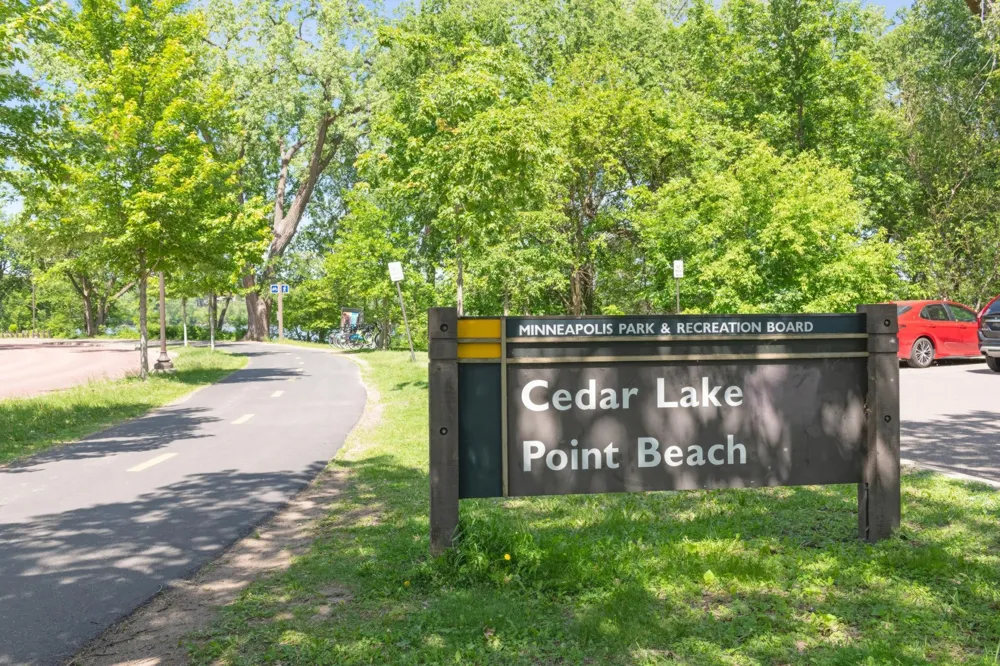 2837 Glenhurst Avenue Saint Louis Park, MN 55416