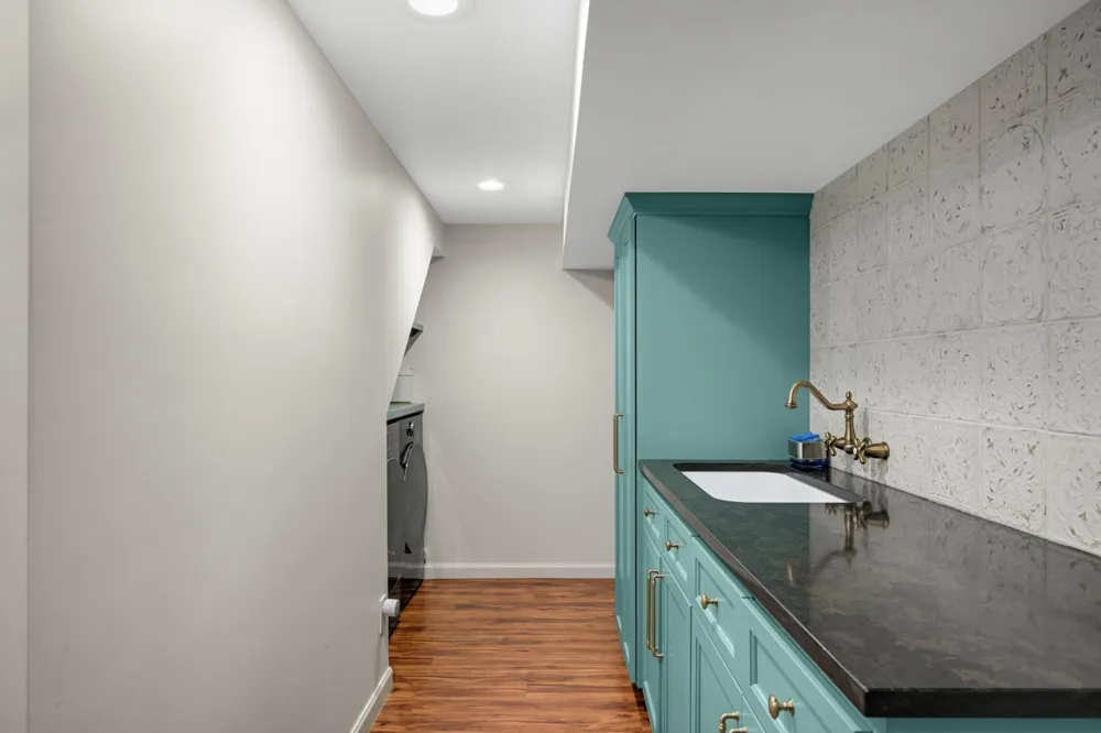 2837 Glenhurst Avenue Saint Louis Park, MN 55416