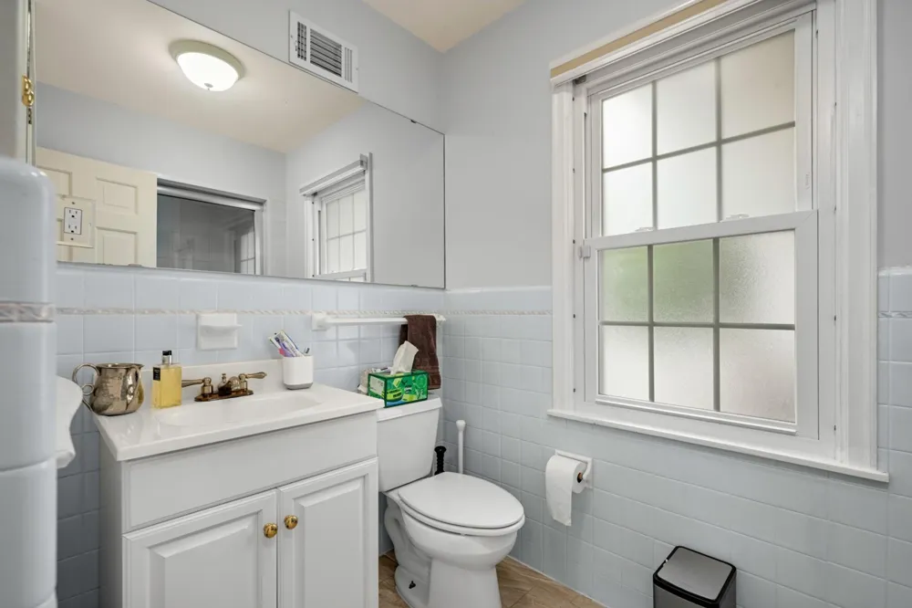 2837 Glenhurst Avenue Saint Louis Park, MN 55416
