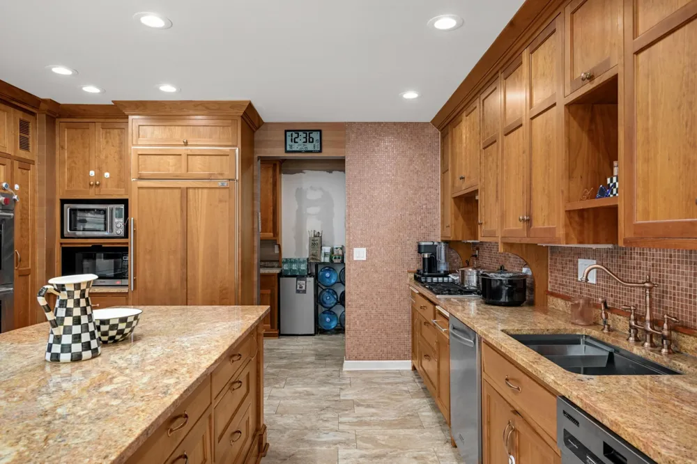 2837 Glenhurst Avenue Saint Louis Park, MN 55416