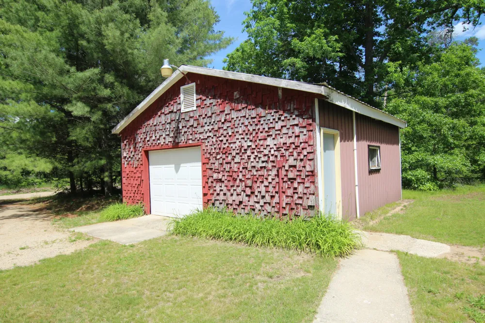 2259 E 40th Street Idlewild, MI 49642