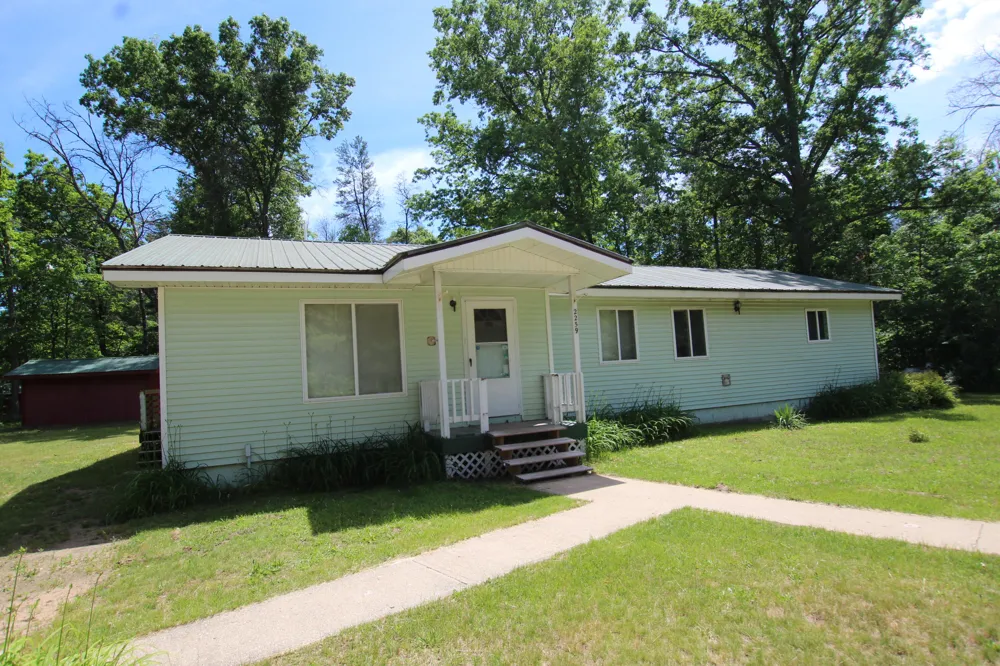 2259 E 40th Street Idlewild, MI 49642