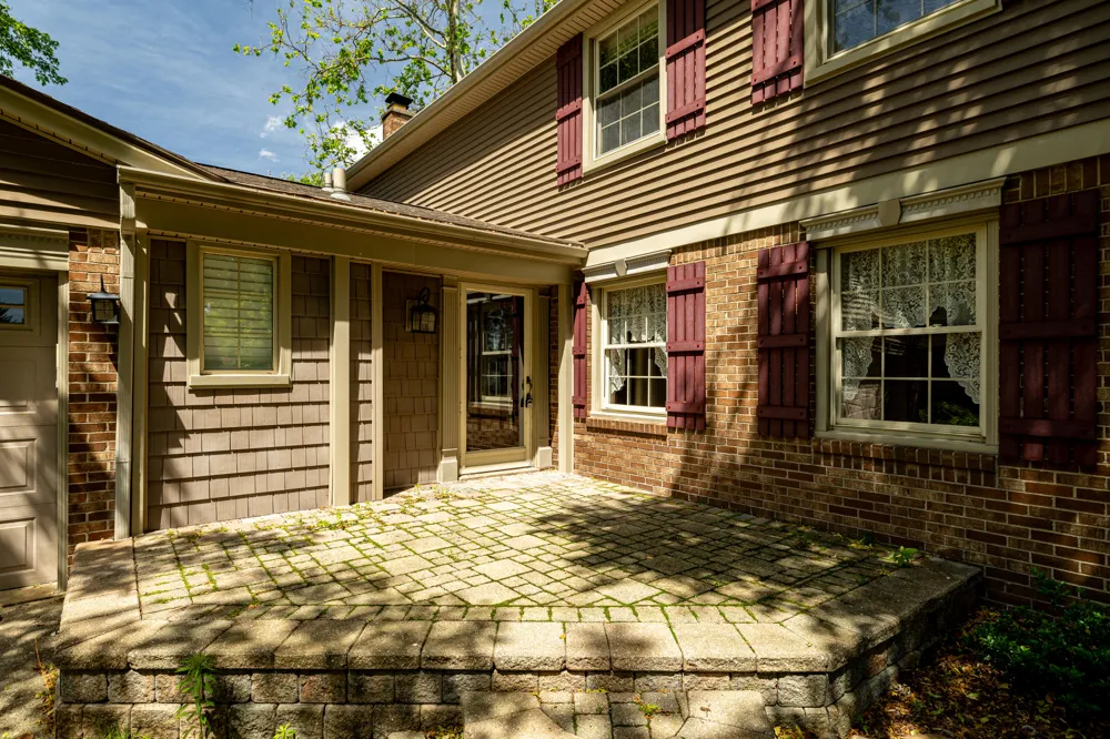 41826 Sunnydale Lane Northville, MI 48168