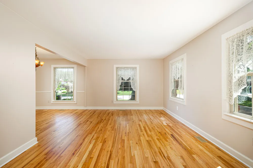 41826 Sunnydale Lane Northville, MI 48168