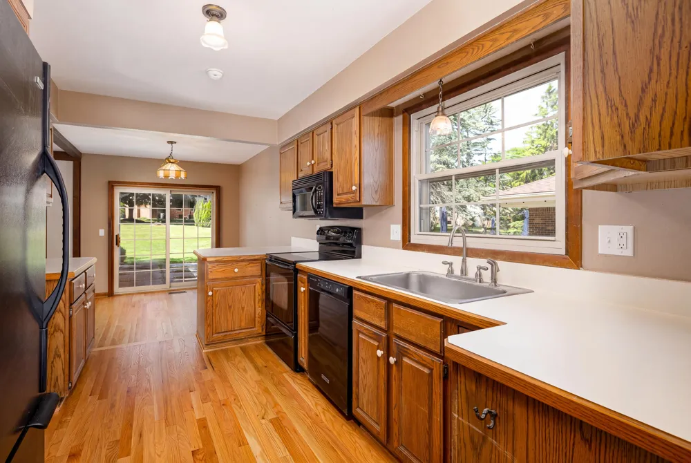 41826 Sunnydale Lane Northville, MI 48168