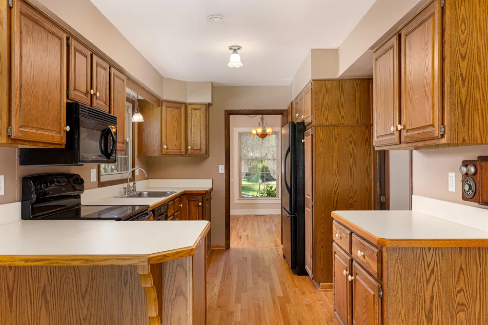 41826 Sunnydale Lane Northville, MI 48168
