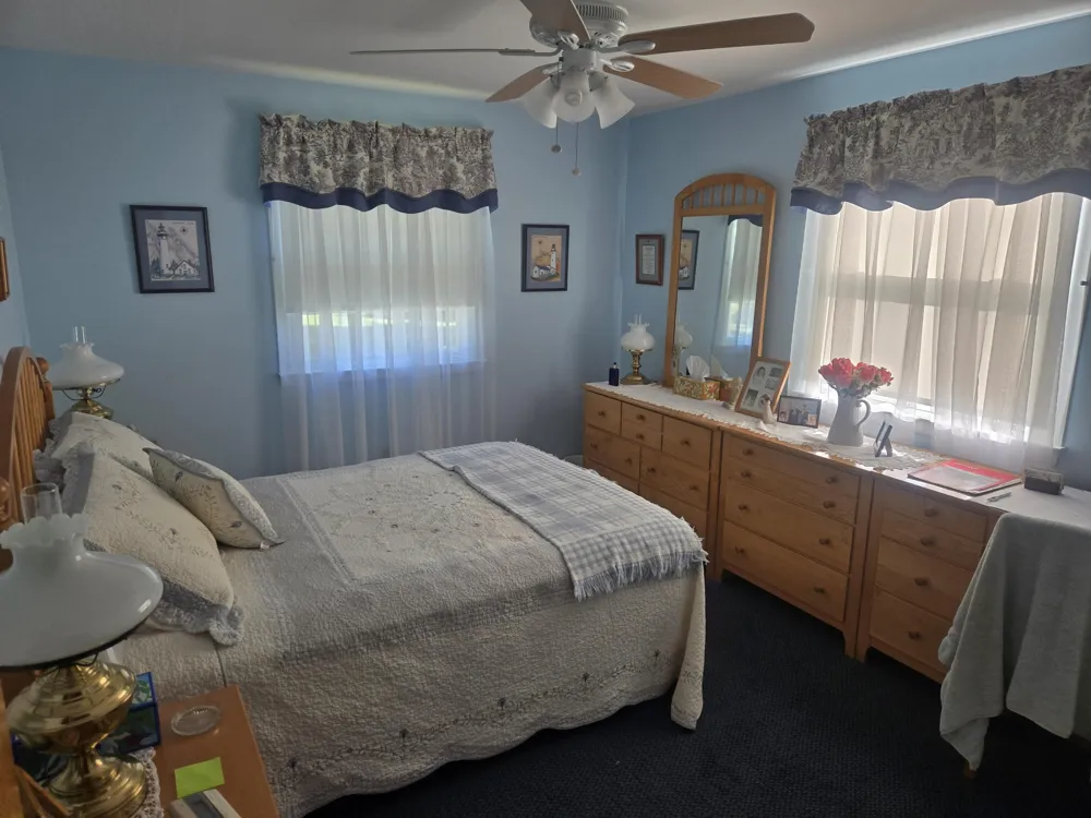 120 E Houstonia Avenue Royal Oak, MI 48073