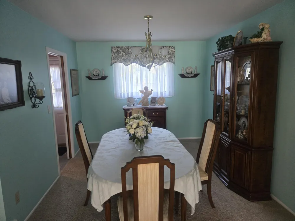 120 E Houstonia Avenue Royal Oak, MI 48073