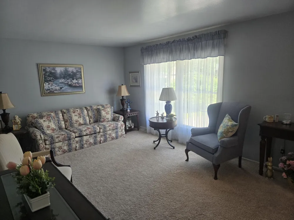 120 E Houstonia Avenue Royal Oak, MI 48073