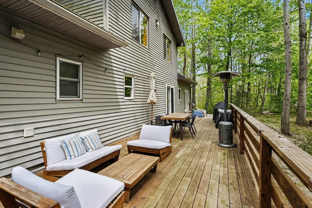 10953 Red Bud Trail Berrien Springs, MI 49103