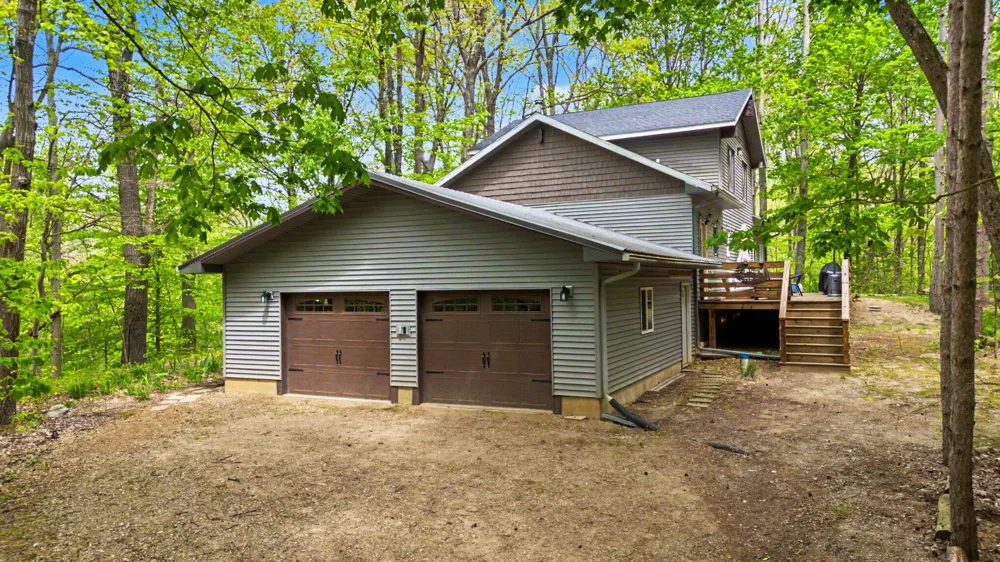 10953 Red Bud Trail Berrien Springs, MI 49103