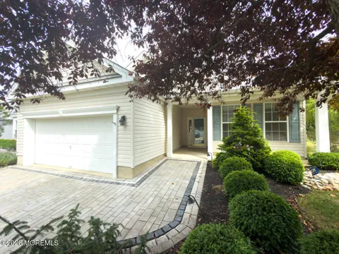 94 Tall Pines Drive