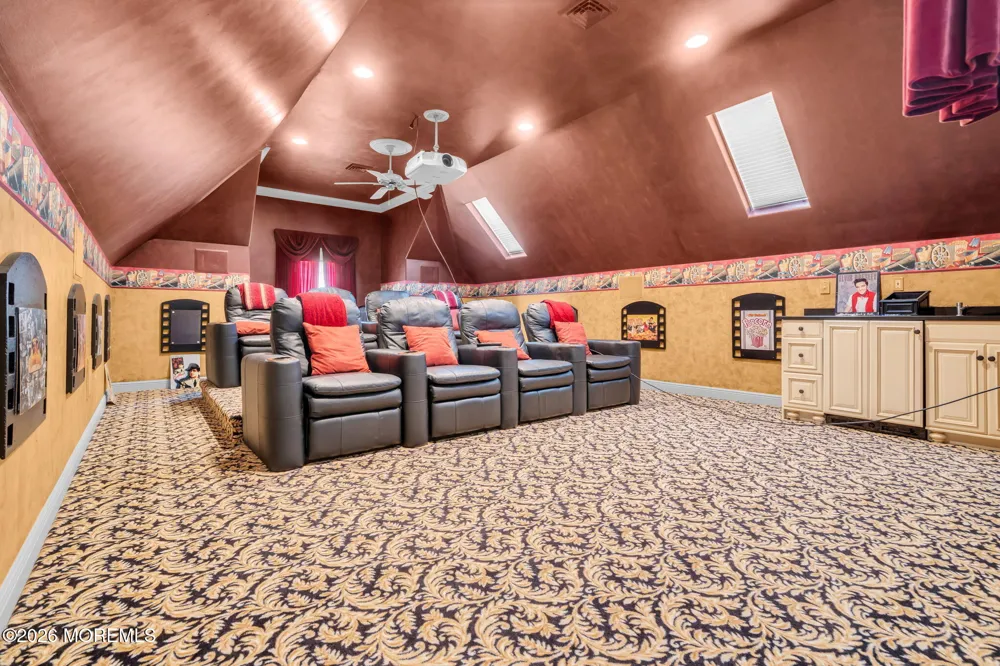 3 Hill And Dale Road Lebanon, NJ 08833
