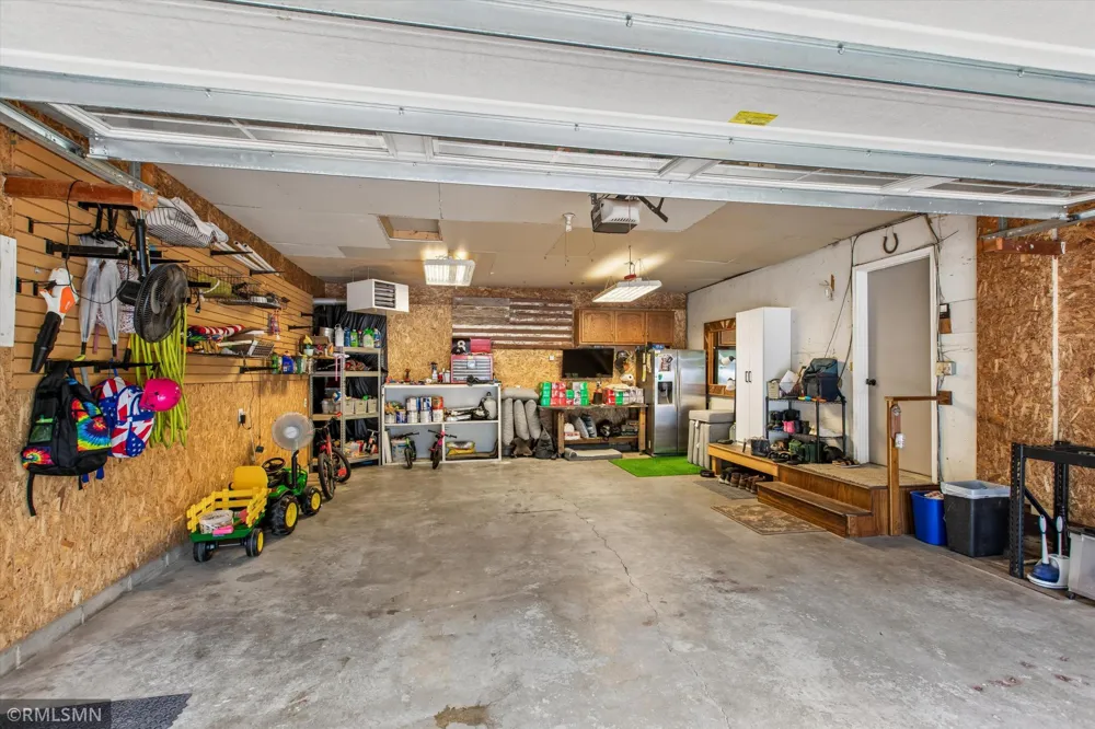 5783 Wildwood Road Cannon Falls, MN 55009