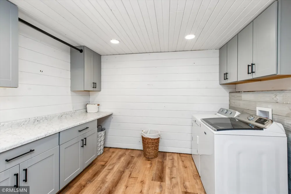 5783 Wildwood Road Cannon Falls, MN 55009