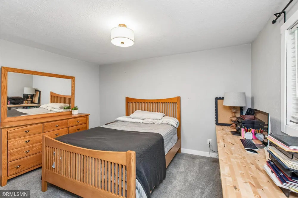 5783 Wildwood Road Cannon Falls, MN 55009