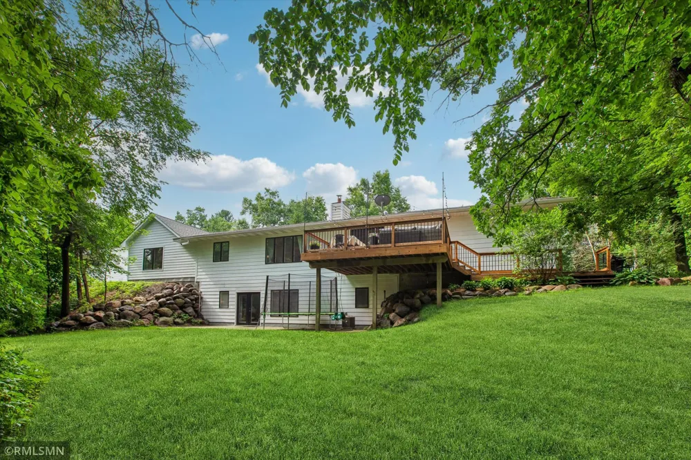 5783 Wildwood Road Cannon Falls, MN 55009