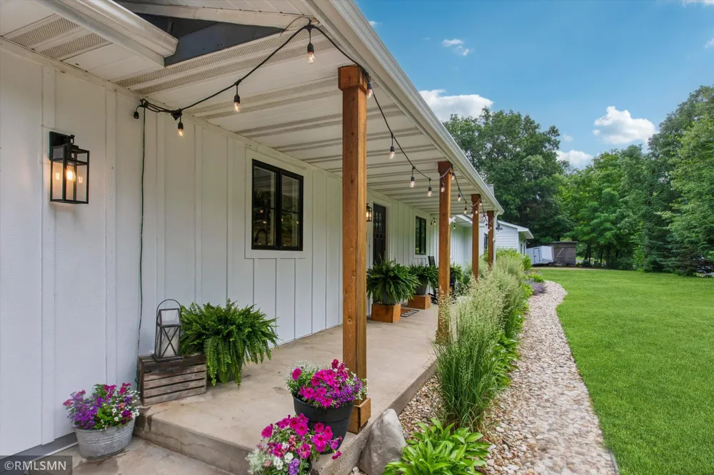 5783 Wildwood Road Cannon Falls, MN 55009
