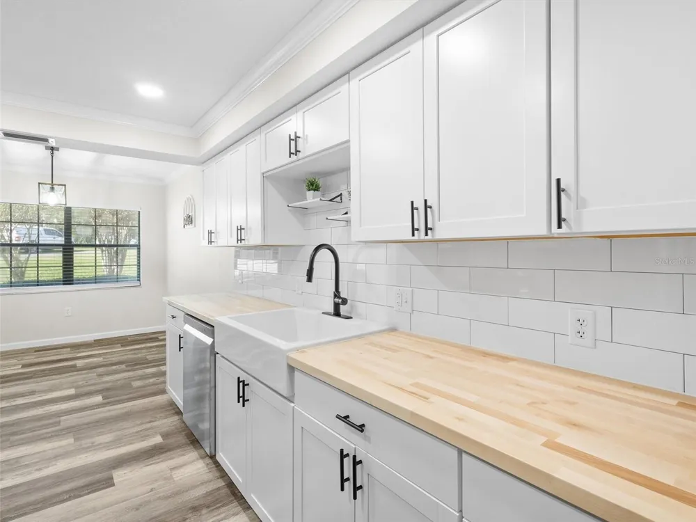 4343 NW 80TH AVENUE #7 ocala, FL 34482