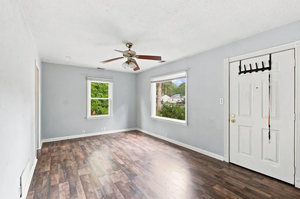 1826 Miller Drive Niles, MI 49120