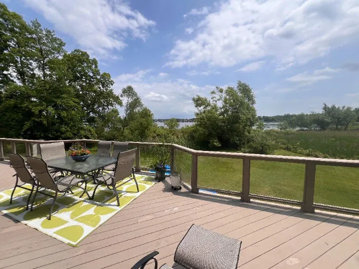 3010 Loon Lake Shores Road Waterford, MI 48329