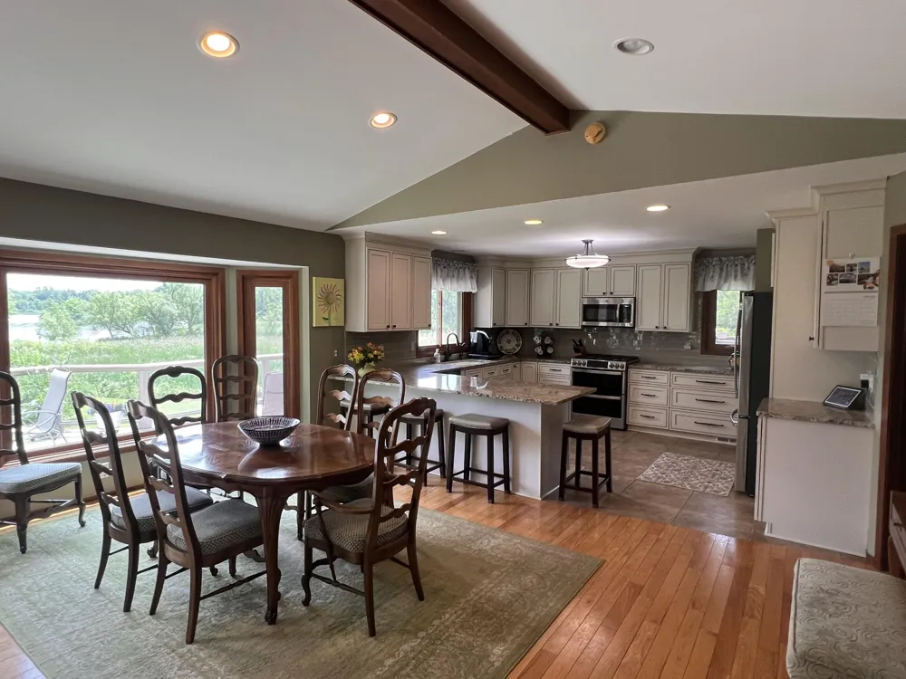 3010 Loon Lake Shores Road Waterford, MI 48329