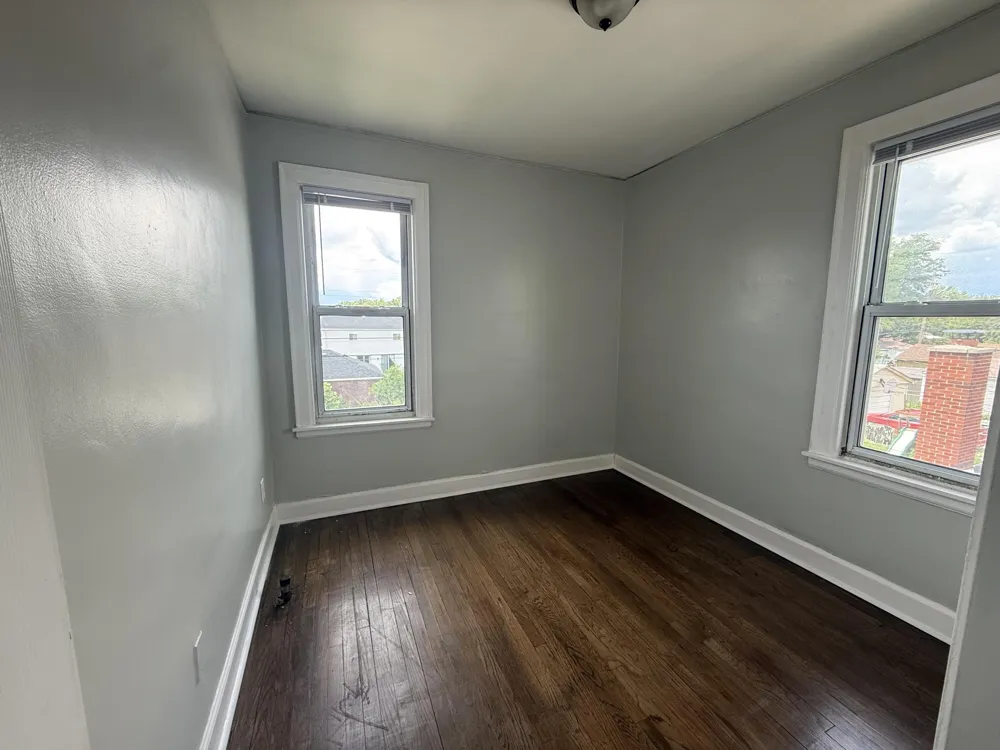 6037 Appoline Street #4 Dearborn, MI 48126
