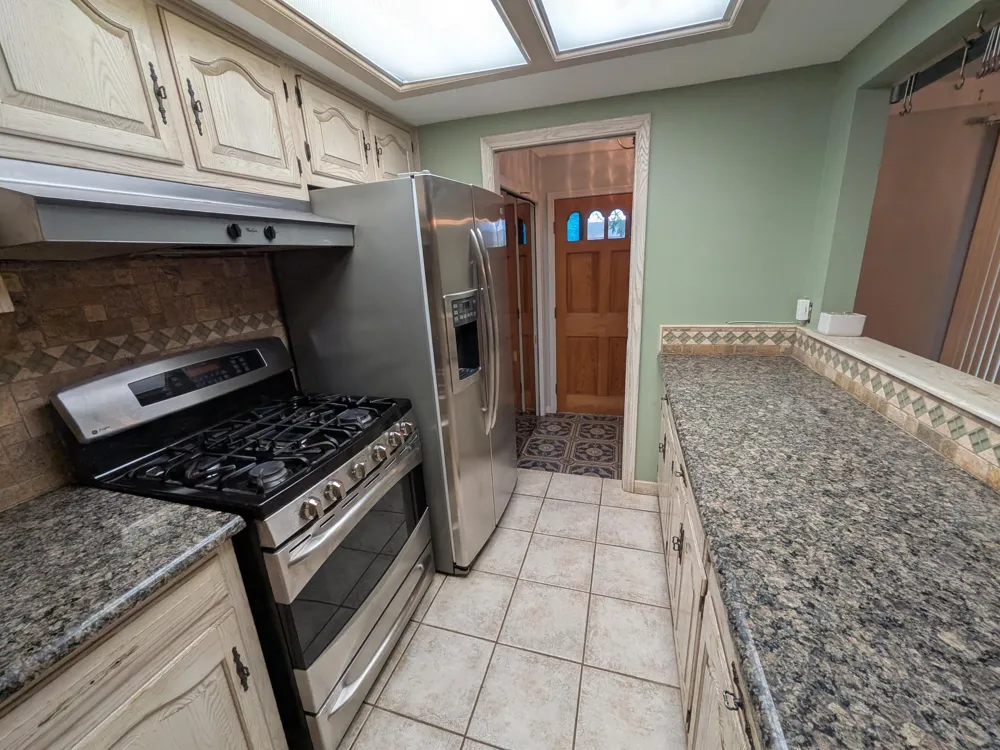 11235 Common Road Warren, MI 48093