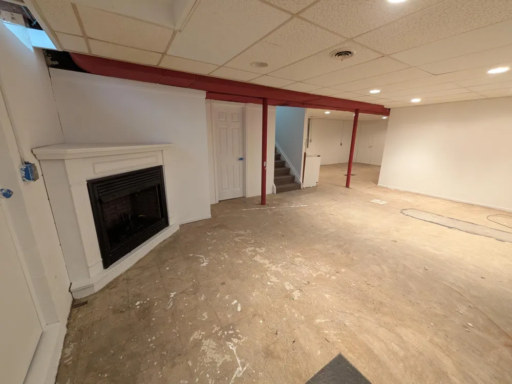 11235 Common Road Warren, MI 48093