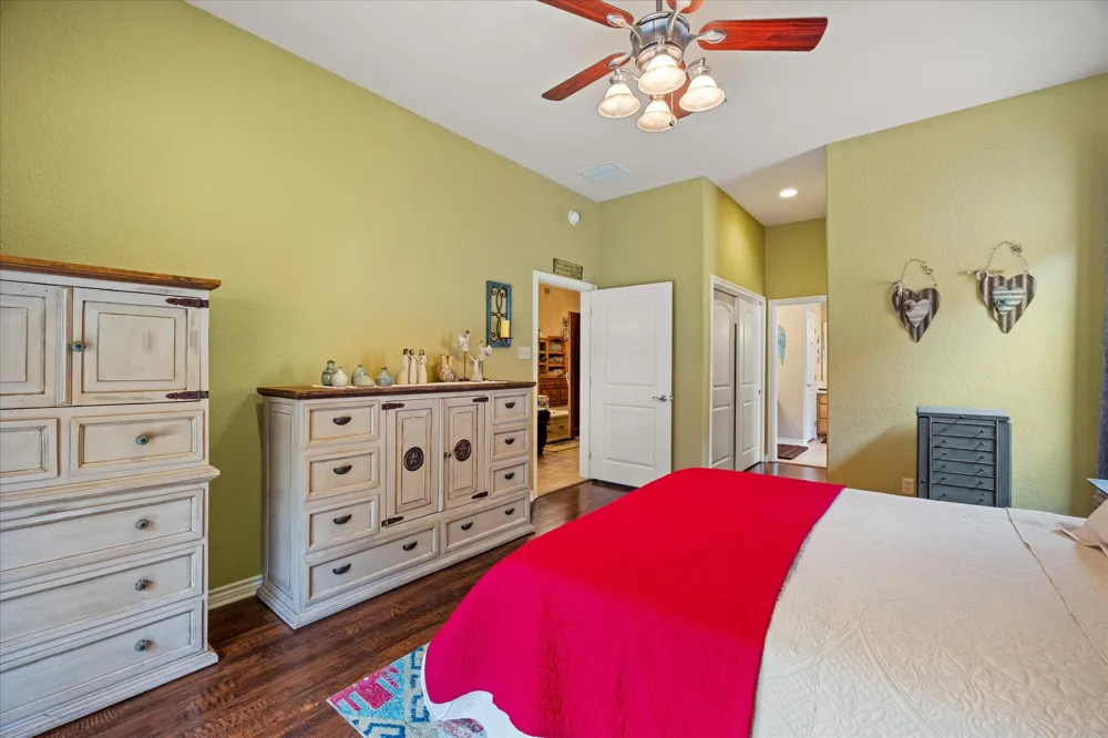 110 Valley View Glen Rose, TX 76043
