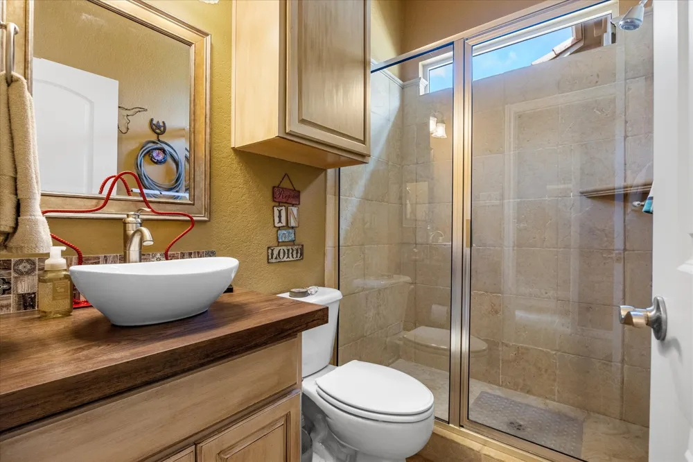 110 Valley View Glen Rose, TX 76043