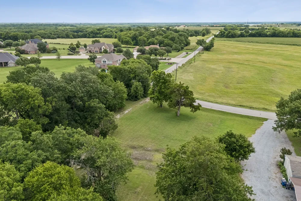 286 W Forest Grove Road Lucas, TX 75002
