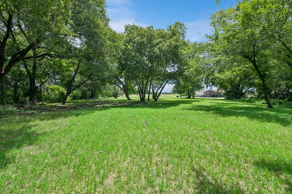 286 W Forest Grove Road Lucas, TX 75002