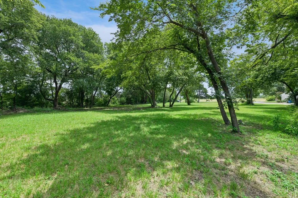 286 W Forest Grove Road Lucas, TX 75002