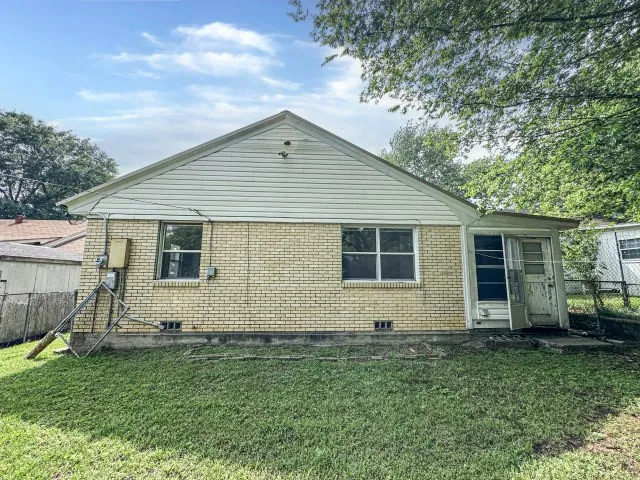 2302 Akin Street Texarkana, TX 75501