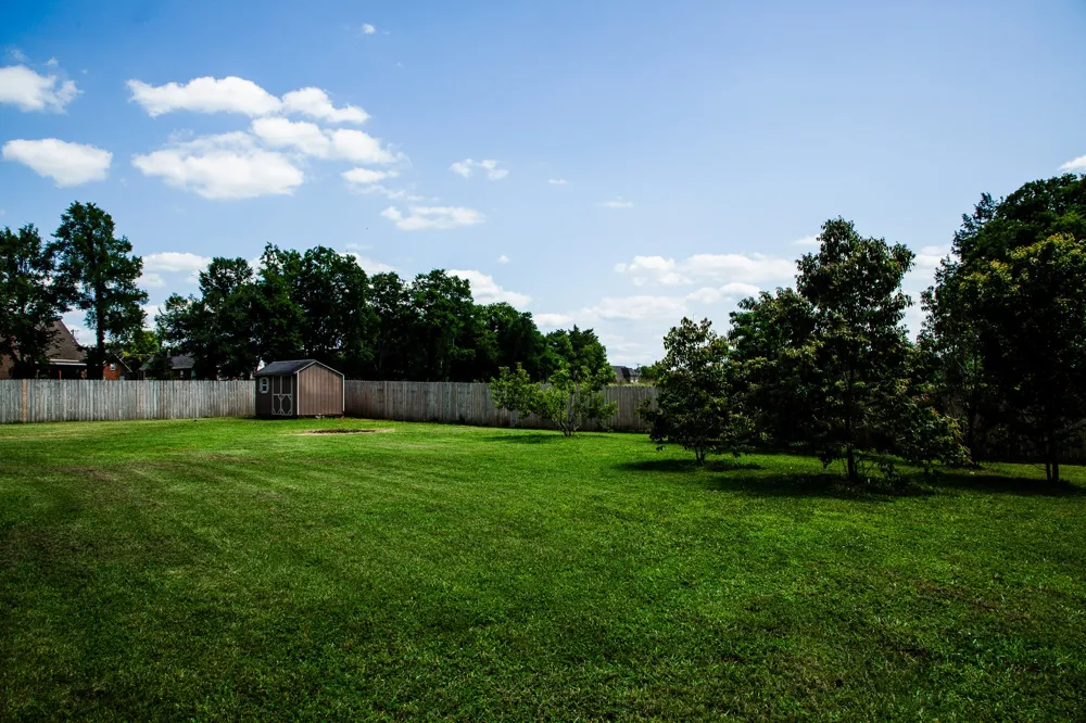 2042 Grandstand Dr Lascassas, TN 37085