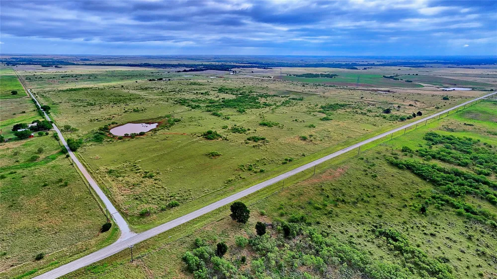 576 Seabourn Road Henrietta, TX 76365