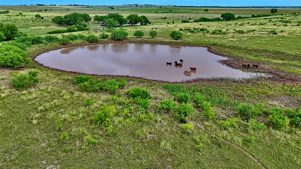 576 Seabourn Road Henrietta, TX 76365