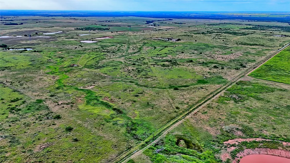 576 Seabourn Road Henrietta, TX 76365