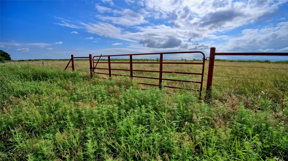 576 Seabourn Road Henrietta, TX 76365