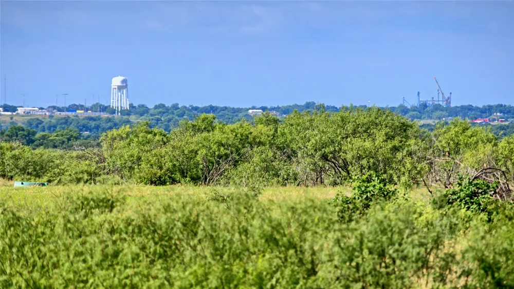 576 Seabourn Road Henrietta, TX 76365