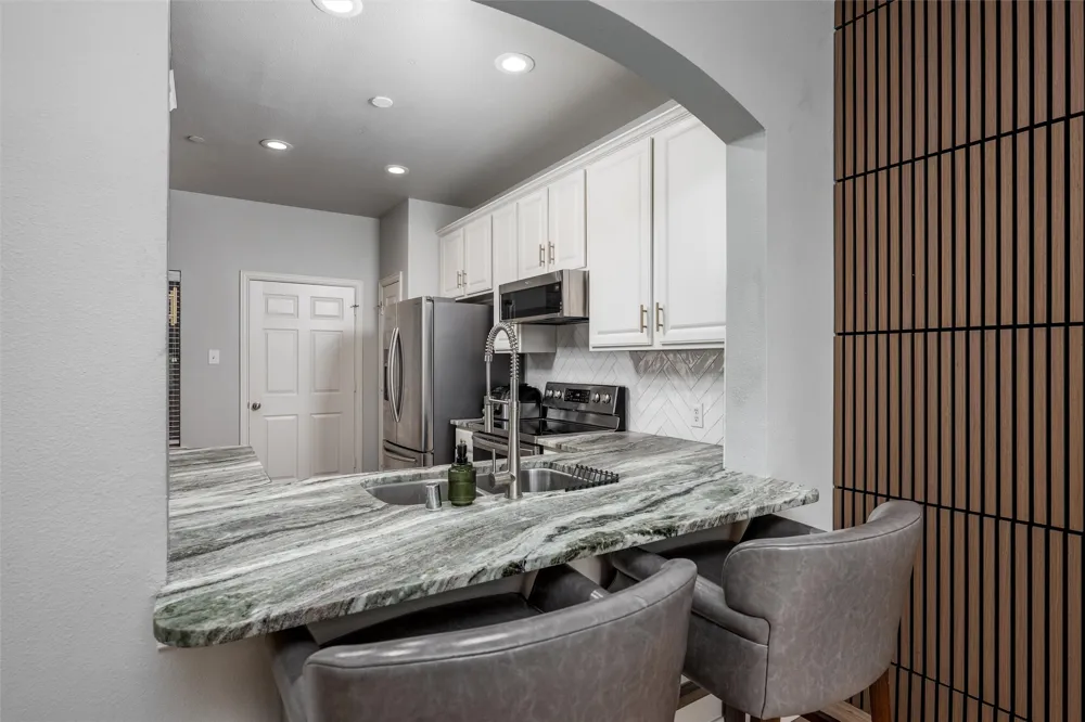 575 S Virginia Hills Drive #2404 McKinney, TX 75072