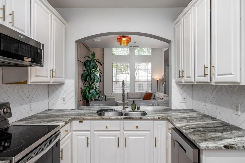 575 S Virginia Hills Drive #2404 McKinney, TX 75072