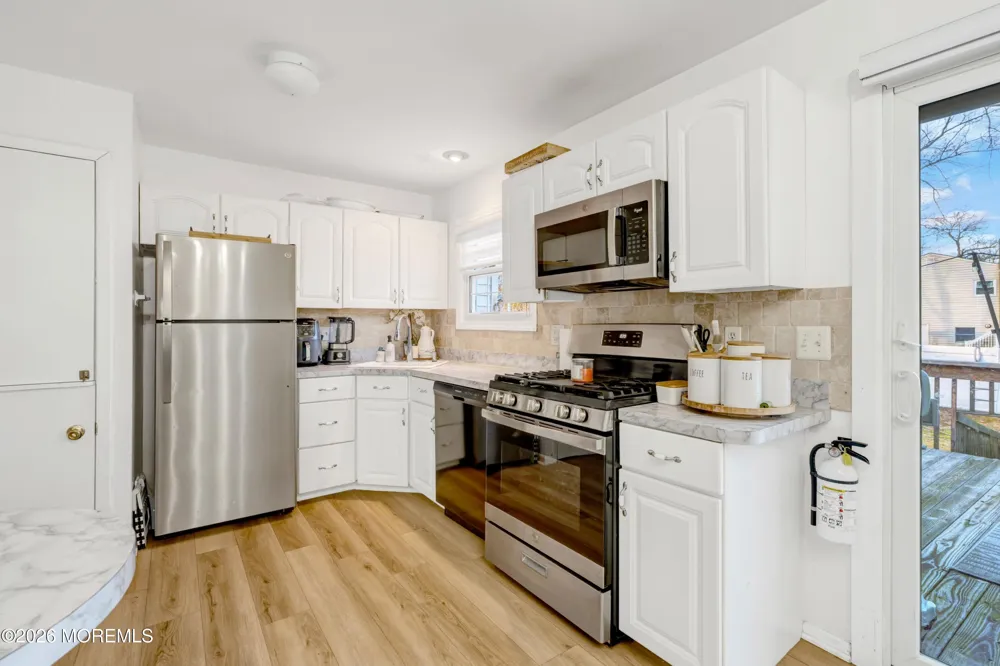 1121 Darlene Avenue Ocean, NJ 07712