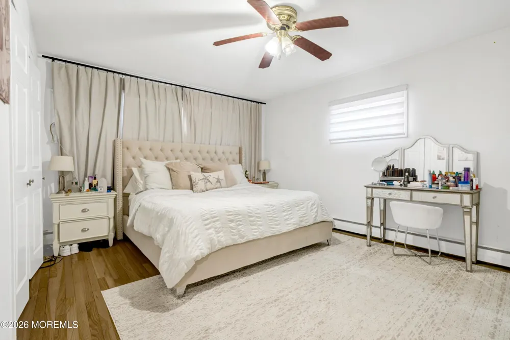 1121 Darlene Avenue Ocean, NJ 07712