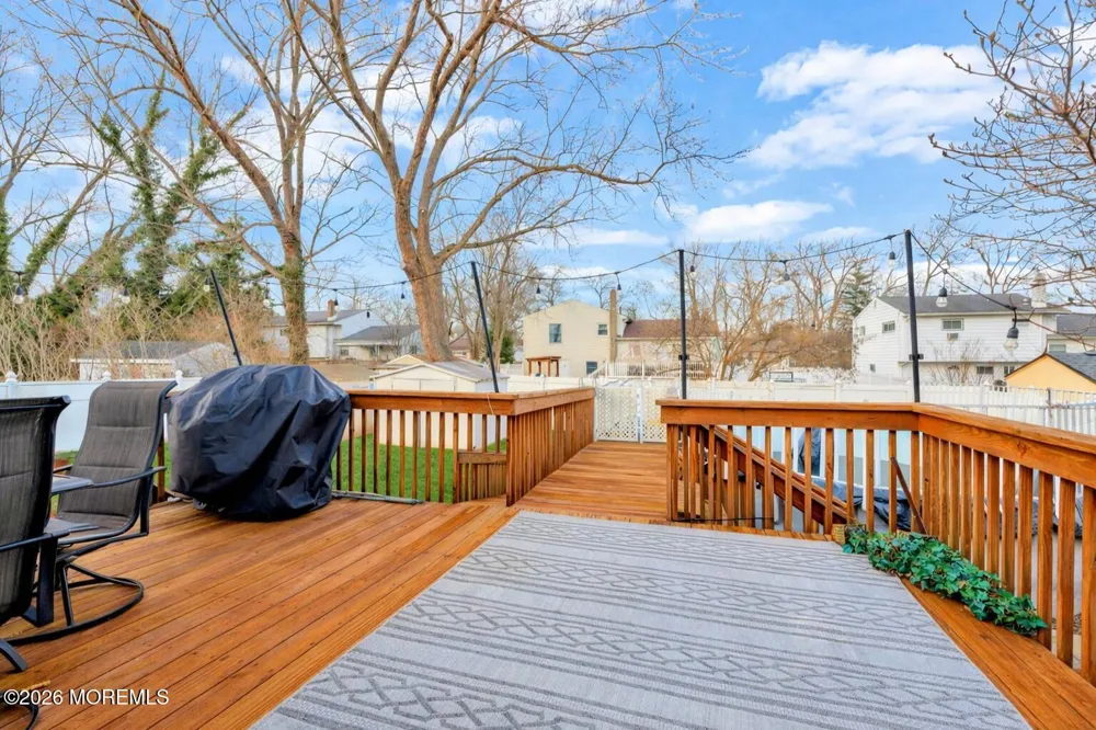 1121 Darlene Avenue Ocean, NJ 07712