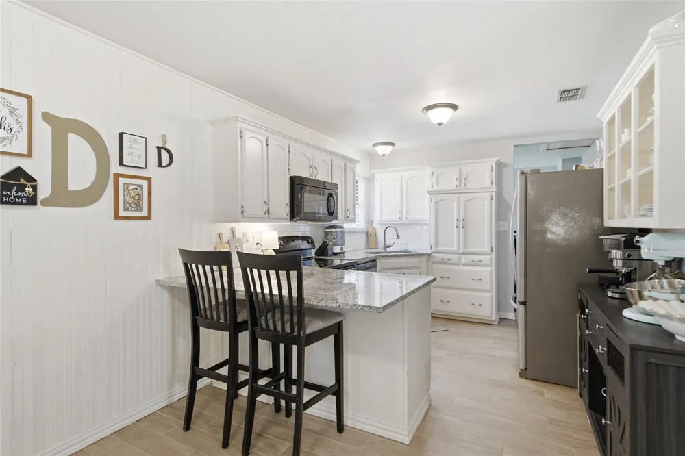 217 Laramie Circle Pilot Point, TX 76258