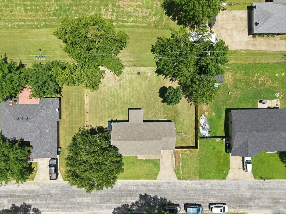 217 Laramie Circle Pilot Point, TX 76258