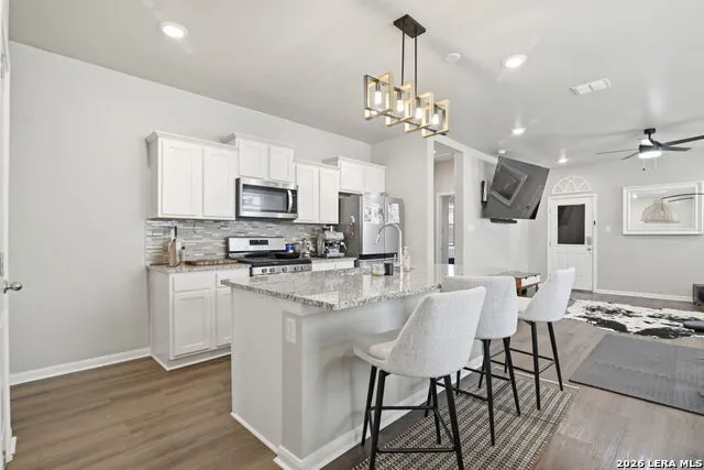 4010 FALLOW XING St Hedwig, TX 78152